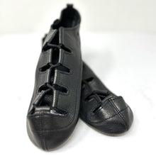 Load image into Gallery viewer, Corr's Economy/Practice Irish Ghillie with Black Suede Sole