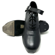 Load image into Gallery viewer, Corr's Essential Jig Shoe