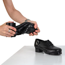 Load image into Gallery viewer, Corr's Essential Jig Shoe