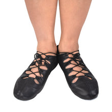 Load image into Gallery viewer, Scottish Wild Highland Ghillie Shoes