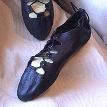 James Roy Highland Ghillie Shoes - BLACK